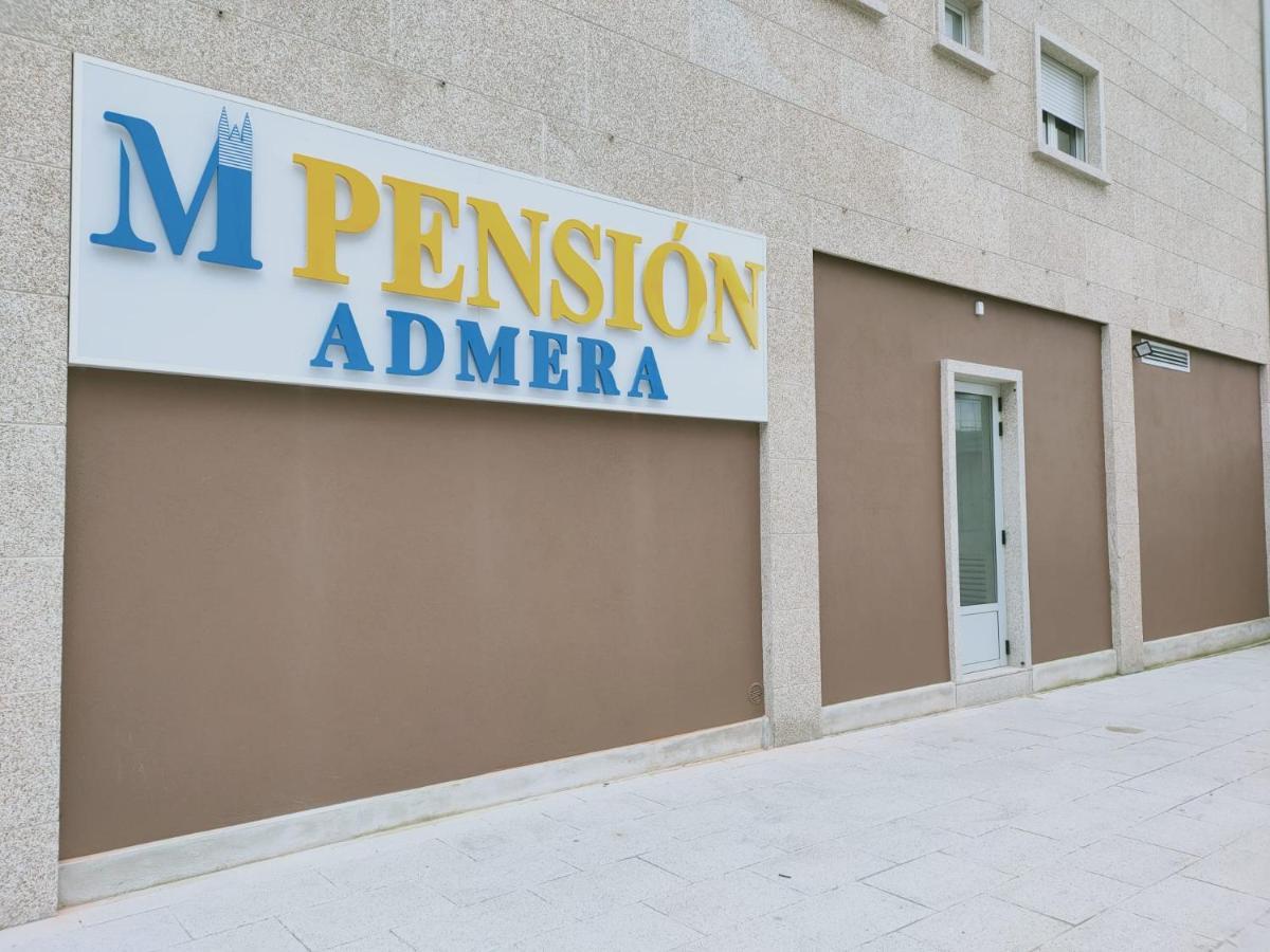 Pension Boutique Admera 圣地亚哥－德孔波斯特拉 外观 照片
